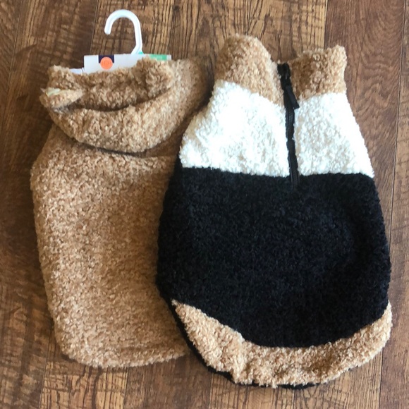 2 Top Paw Sherpa Large Dog Coats